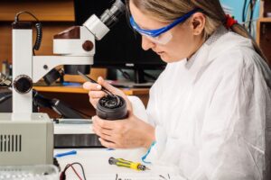 What Degree Do You Need to Be a Biomedical Equipment Technician
